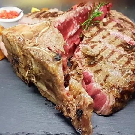 Botticelli Motel para Casais Albavilla